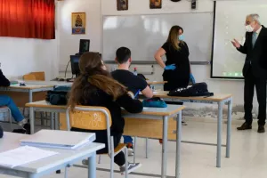 Η διαδικασία σε περίπτωση κρούσματος σε σχολείο