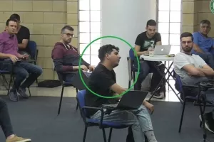 Αντρέας... Λάρκου