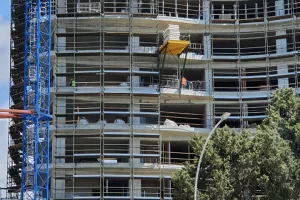 (ΦΩΤΟΣ) Έπιασαν δουλειά στον κατασκευαστικό τομέα 