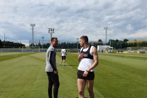 Επιστροφή στο γήπεδο με μάσκες και όλα τα μέτρα