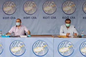 ΚΟΠ/Παρέδωσε την ετήσια χορηγία σε ΣΤΟΚ και Αγροτικές Ομοσπονδίες (φώτος)