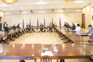 Παρέμβαση... ΠτΔ για τα σχολεία - Οι γονείς είναι προβληματισμένοι (ΣΥΣΚΕΨΗ)
