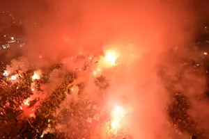 ΑΝΑΡΤΗΣΗ από την ΘΥΡΑ 3