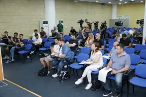 ΟΧΙ έτσι/Ομόνοια
