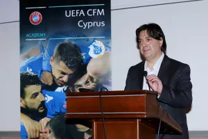 ΕΝΗΜΕΡΟΣ ο Νικ...