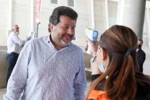 ΦΩΤΟΣ από τη συνέλευση
