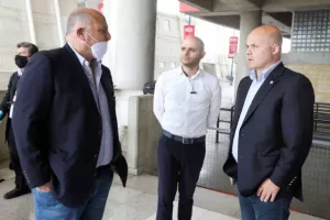 ΦΩΤΟΣ από τη συνέλευση