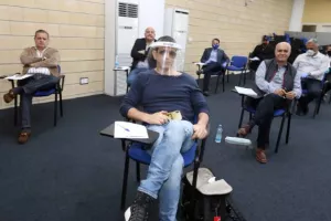 ΦΩΤΟΣ από τη συνέλευση