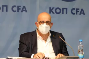 Ο Κούμας...