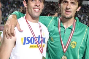 Goal-goal ο Μάκης και κύπελλο η ΑΕΚ!