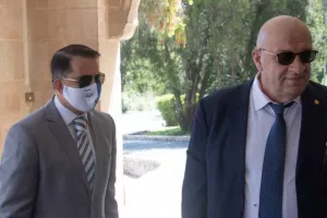 (ΦΩΤΟΣ) Η σύσκεψη στο Προεδρικό 