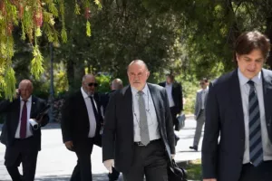 (ΦΩΤΟΣ) Η σύσκεψη στο Προεδρικό 