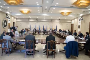 (ΦΩΤΟΣ) Η σύσκεψη στο Προεδρικό 