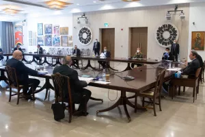 ΖΗΤΗΣΑΝ ΔΥΟ Υπουργούς στη ("ποδοσφαιρική") συνάντηση