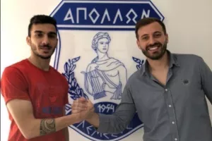 Έβαλε... το χεράκι του στο deal! 