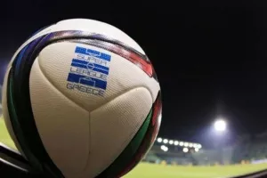 ΕΠΙΣΗΜΟ/Πρόταση για μείωση των συμβολαίων ύψους 27% ή 33%