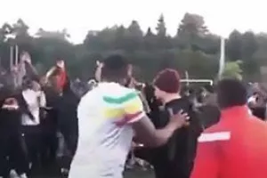 Νέο «ντου» φιλάθλων σε ποδοσφαιρικό ματς! (βίντεο/φώτος)