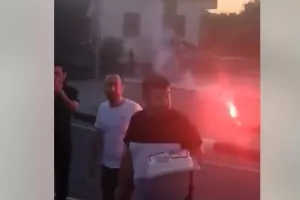 "Κάψαμε το Μενεού, έτσι γιορτάζουμε εμείς" (βίντεο)