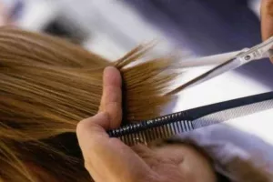 Σε πόσους κομμωτές και αισθητικούς θα γίνουν τεστ / Πώς θα γίνουν
