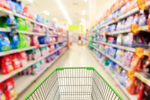 (Λευκωσία) Καταγγέλθηκε υπεραγορά γιατί υπάλληλος δεν φορούσε μάσκα