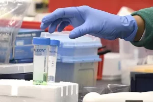 Covid19/ Διαθέσιμη σύντομα η ρεμντεσιβίρη - "Είναι αποτελεσματική"