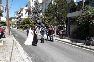Γάμος εν μέσω κορωνοϊού (φώτος/βίντεο)