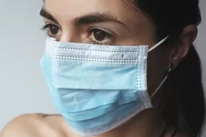 ΠΡΟΣΟΧΗ! Επικίνδυνες μάσκες (Ανακοίνωση Υπουργείου Εργασίας)