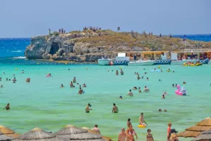 ΠΑΜΕ Ελλάδα ΕΡΧΟΝΤΑΙ Κύπρο