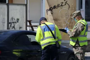 Εξώδικα σε πεζούς και οδηγούς 