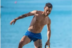 Δυνατό από Νικόλα 
