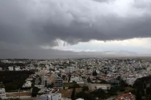 Δρόμοι "ποτάμια" στη Λευκωσία - Ποιες περιοχές επηρεάστηκαν (Φώτος)