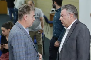 "Στα 14.5 εκ. το χρέος/Στόχος του κ. Παπασταύρου να δώσει, όχι να πάρει" (ΛΩΡΗΣ)
