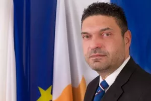Τα ποσά που θα πάρουν μικρές επιχειρήσεις για αναστολή εργασίων