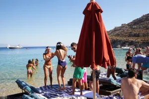 Κύπρος και άλλες 18/Οι χώρες που θα στείλουν πρώτες τουρίστες στην Ελλάδα