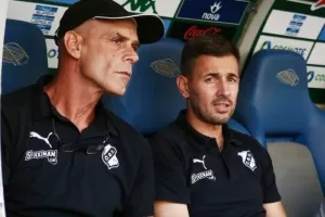 Για Φώτη Παπουλή...