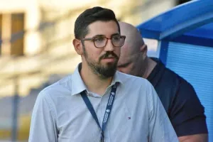ΘΕΑΤΡΟ με... καραγκιόζη/ΦΩΤΟ - Ανάρτηση 
