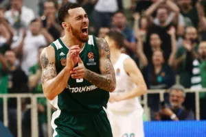 «Θα επέστρεφα στον Παναθηναϊκό, είναι σαν... οικογένεια μου»