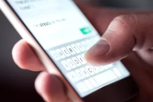 ΕΛΛΑΔΑ/Πάνω από 100 εκατομμύρια sms!