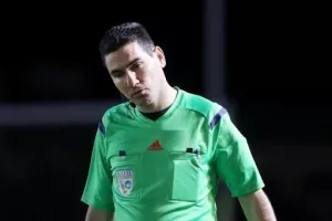 Αποχώρηση από τη διαιτησία