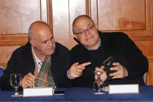 Πολλά τα SMS!