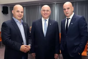 48ωρο... ΕΞΕΛΙΞΕΩΝ