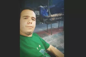 Πήρε την φανέλα 
