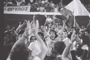 ΚΥΠΕΛΛΟ στο Τσίρειο και... εξώστης 