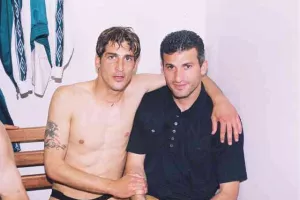 ΞΕΧΩΡΙΣΕ τον τελικό με τα... βαμμένα πράσινα μαλλιά/ "Πετύχαμε μια μεγαλειώδη νίκη" (Φώτος)