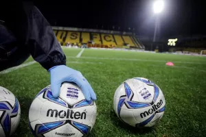 Αρνητική στην αναδιάρθρωση η Super League