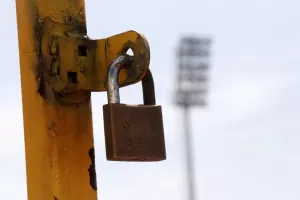 Η Super League ζήτησε να αποφασίζει η ίδια για την αναβολή αγώνων