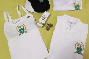 100 χρόνια και αναμνηστικά!