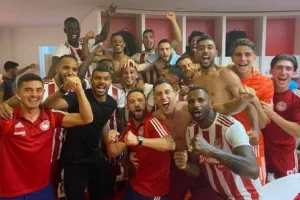 Ολυμπιακός: «Τα λιοντάρια βρυχώνται στον τελικό»
