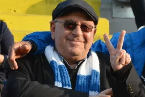 Ο μεγαλομέτοχος...
