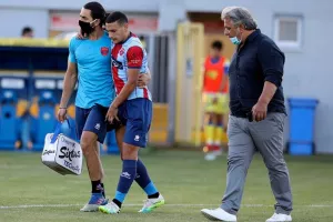 Πλήγμα με Εμμανουηλίδη στον Πανιώνιο